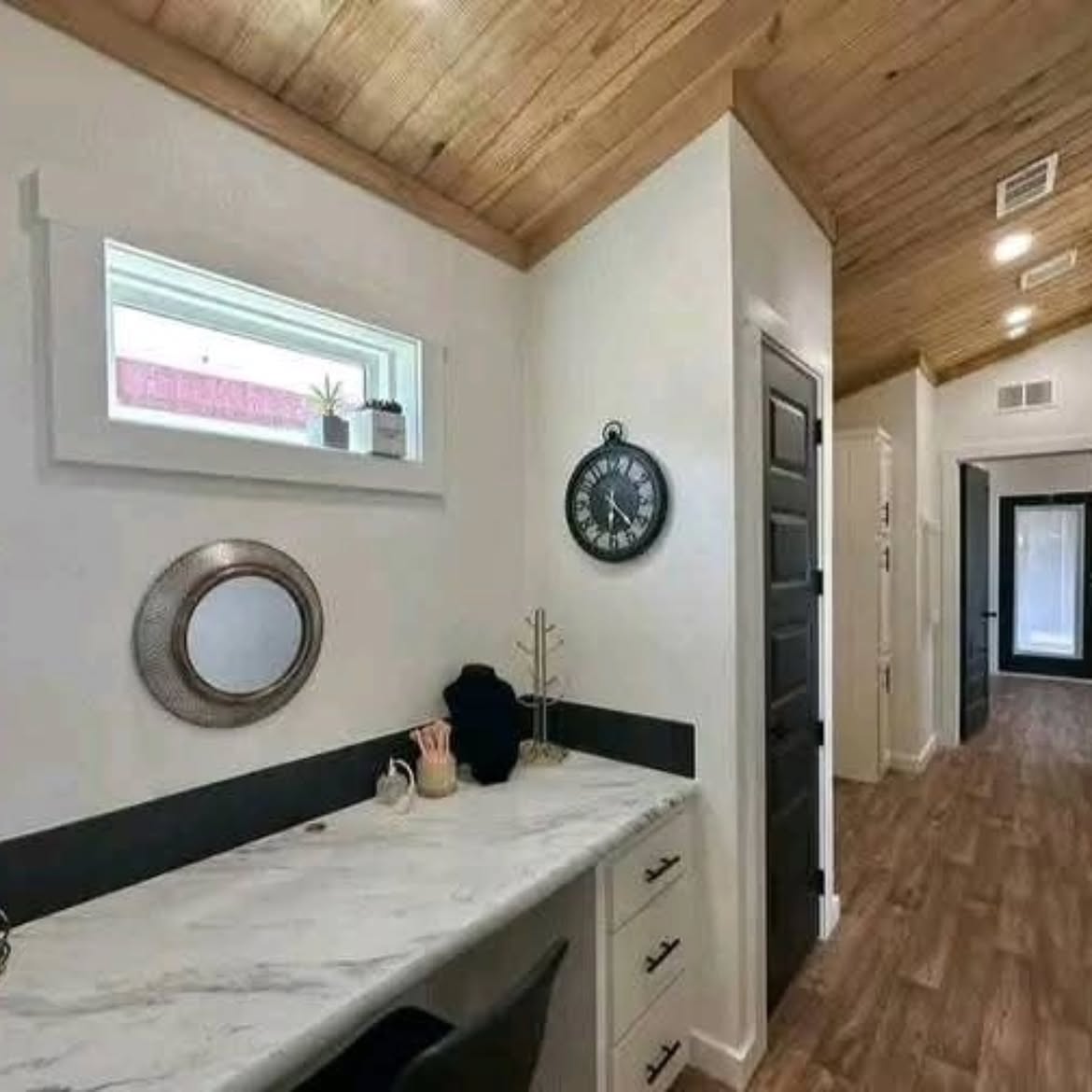 🖤 blackwood (brownwood) – luxury single wide!🏡 840 sq ft • 2 beds • 2 baths🌿 double porches .heic (5) 🖤 blackwood (brownwood) – luxury single wide!🏡 840 sq ft • 2 beds • 2 baths🌿 double porches .heic (5)